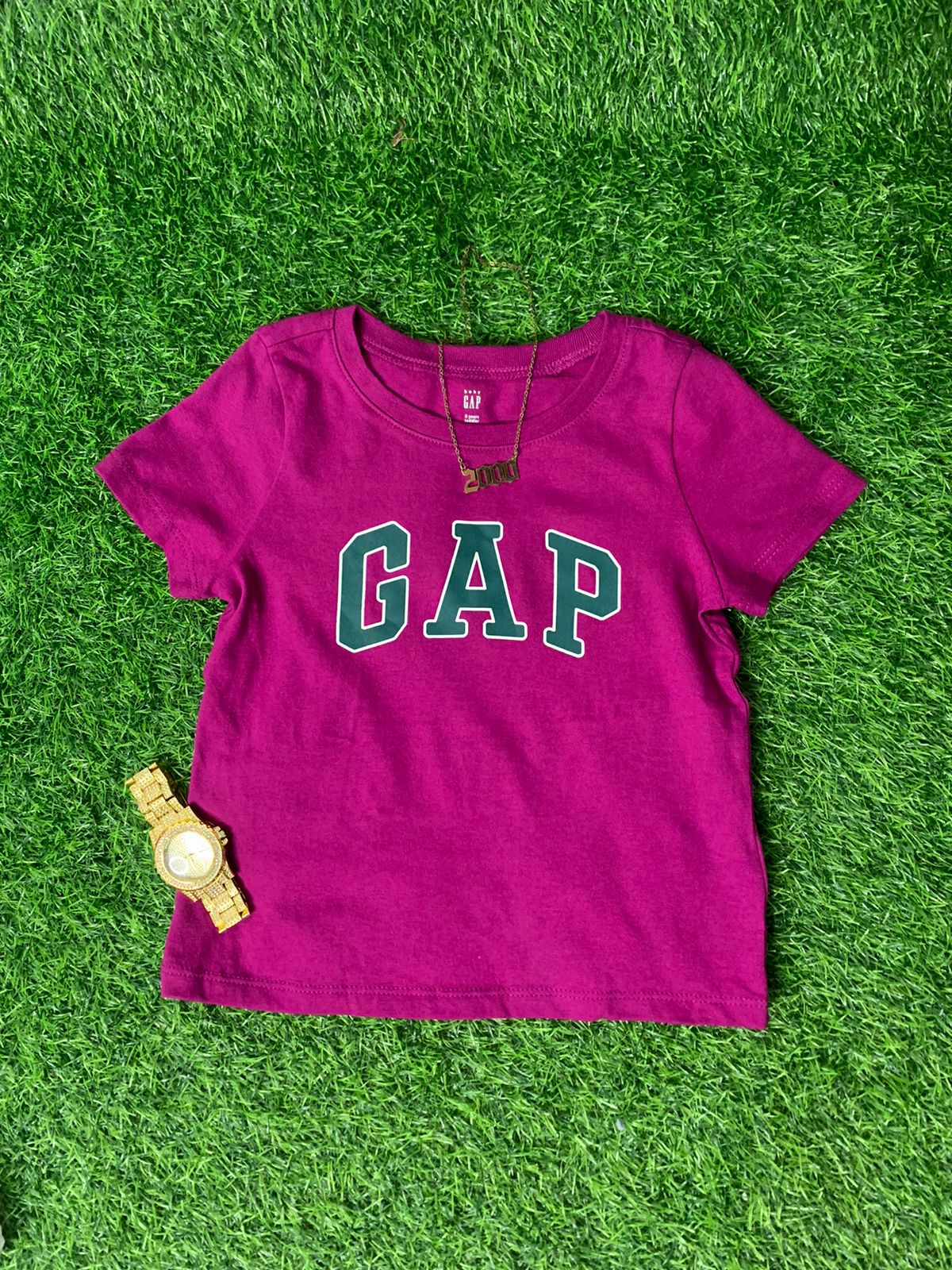 Purple gap top