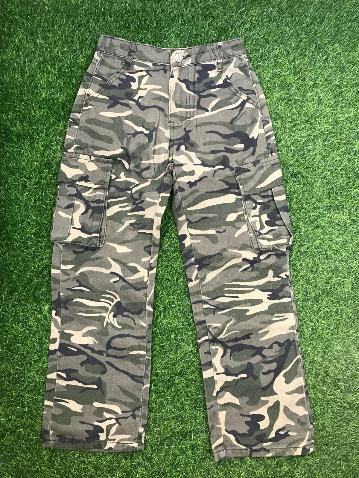 Camo cargo pants