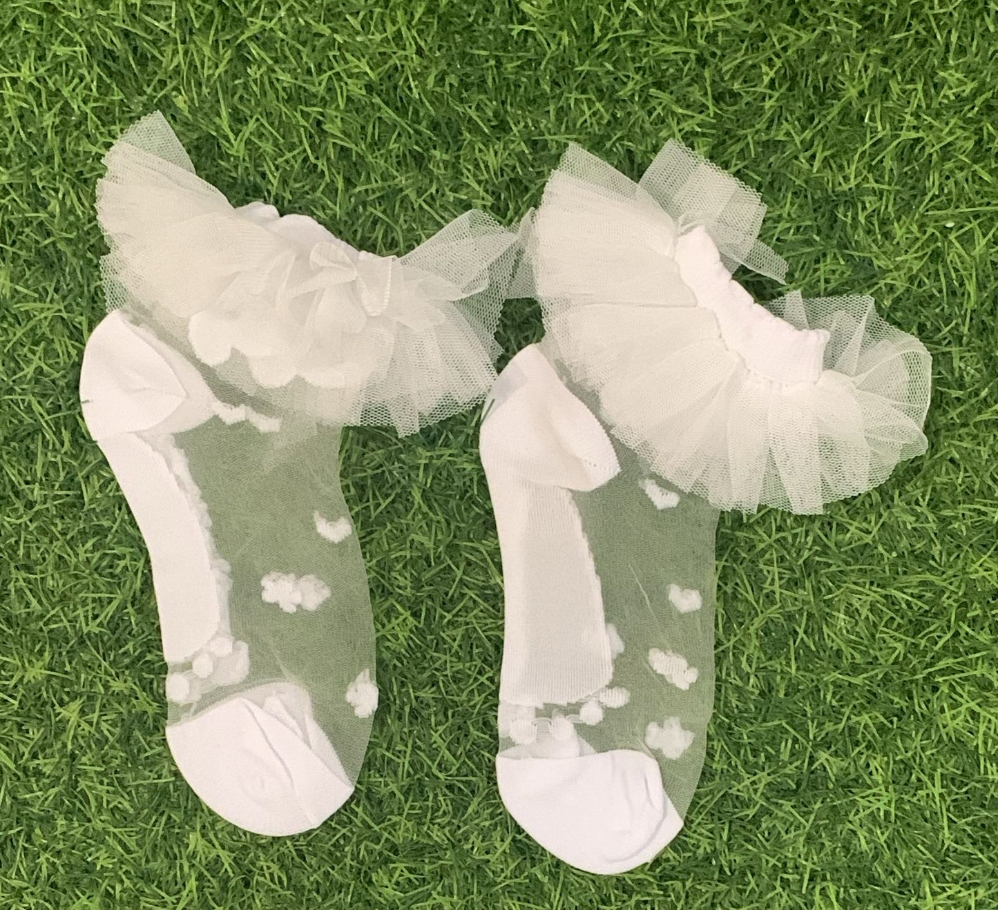 White mesh frill socks