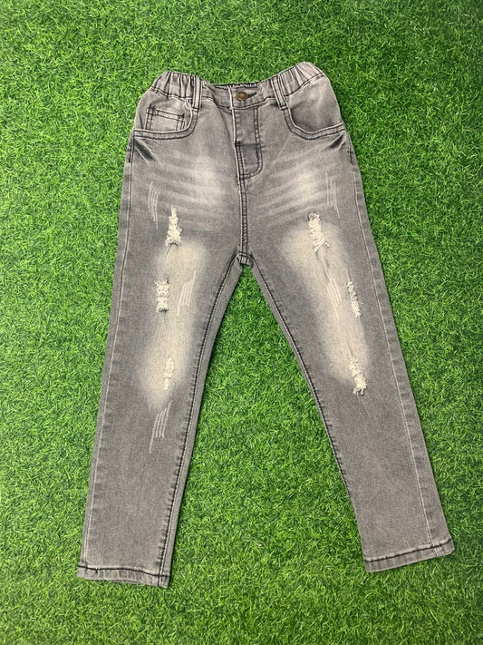 Ashes ripped pants