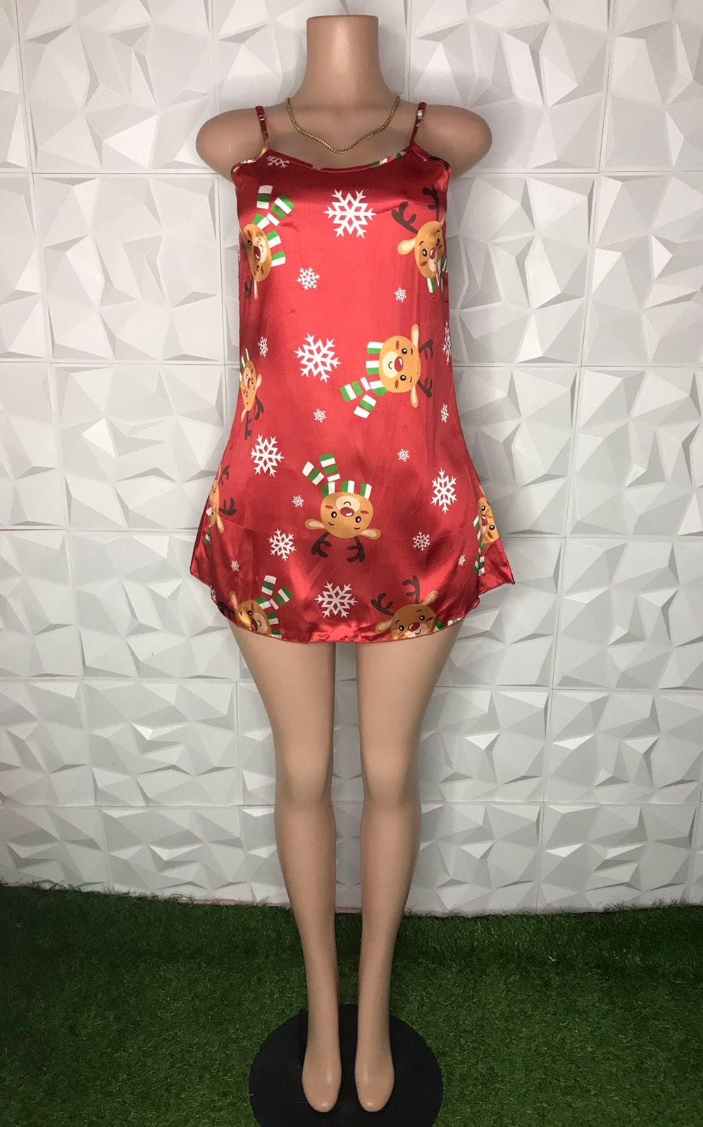 Red reindeer night dress