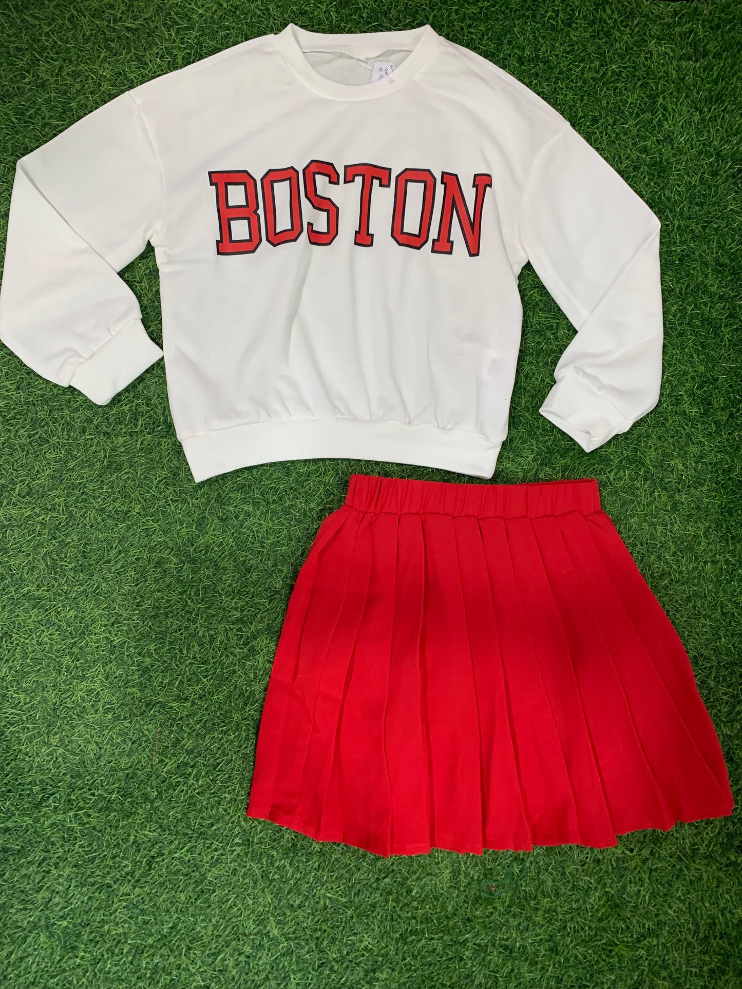 Red and white Boston skirt set